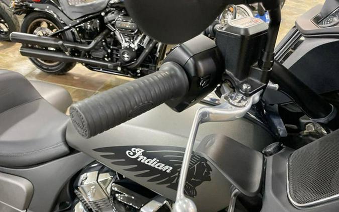 2022 Indian Motorcycle® Challenger® Titanium Smoke