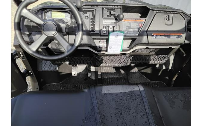 2025 Honda Pioneer 1000-6 Crew Deluxe