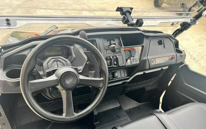 2025 Honda® Pioneer 1000-6 Deluxe Crew
