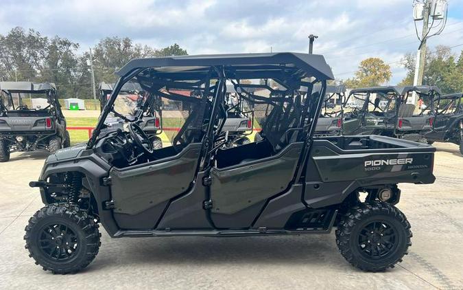 2025 Honda® Pioneer 1000-6 Deluxe Crew