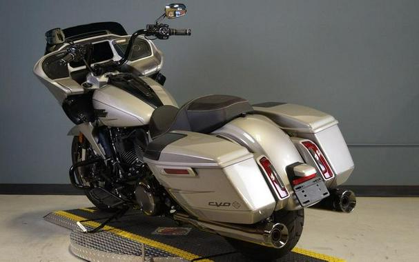 2023 Harley-Davidson® FLTRXSE - CVO™ Road Glide®