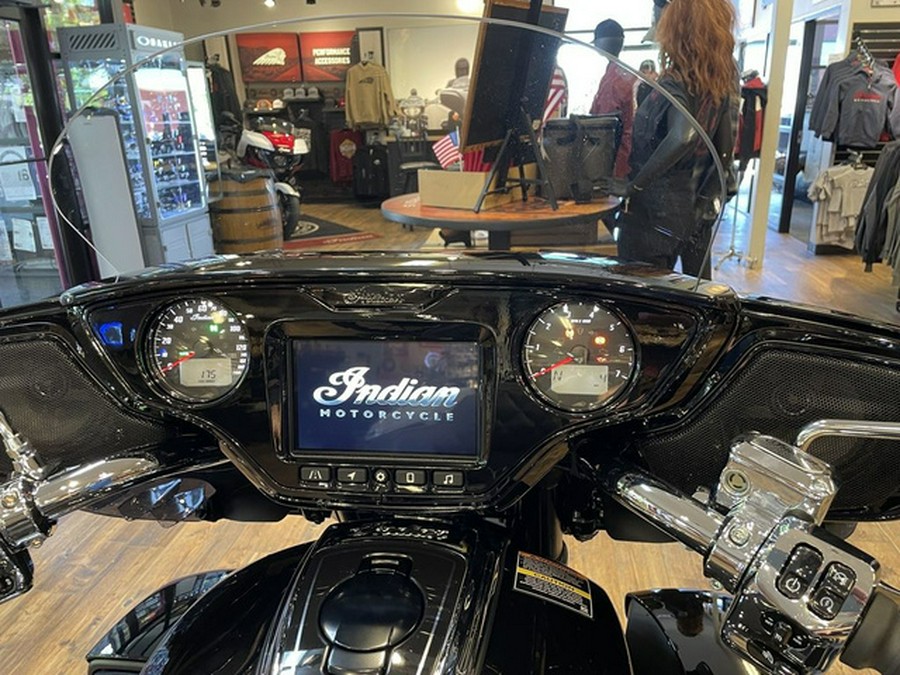 2025 Indian Roadmaster Powerplus Limited Black Metallic