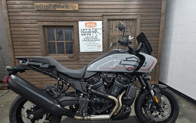 2025 Harley-Davidson Pan America® 1250 ST – Adventure Performance