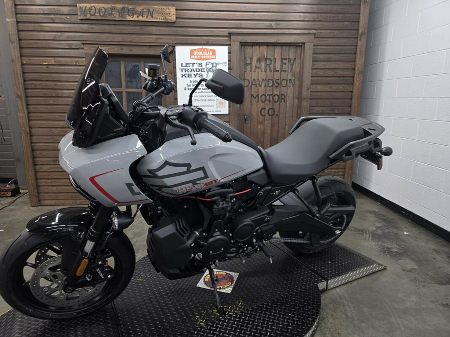 2025 Harley-Davidson Pan America® 1250 ST – Adventure Performance