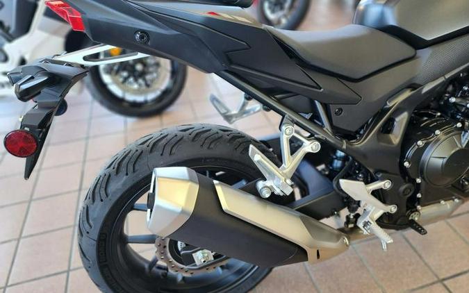 2025 Honda® CB750 Hornet