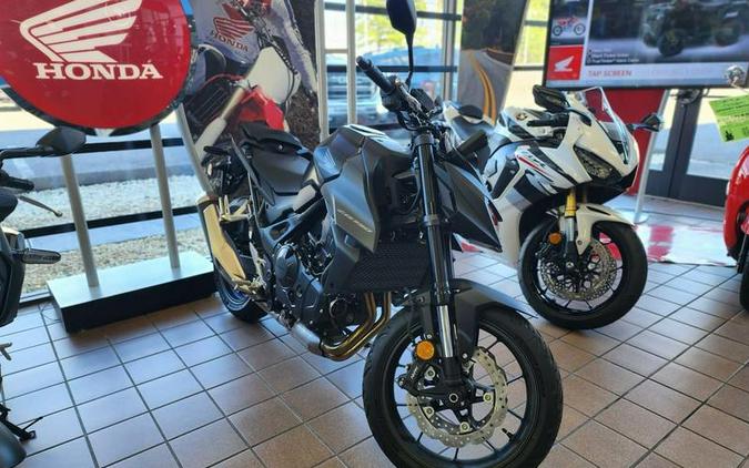 2025 Honda® CB750 Hornet