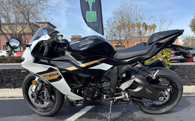 2026 Kawasaki Ninja® ZX™-6R ABS