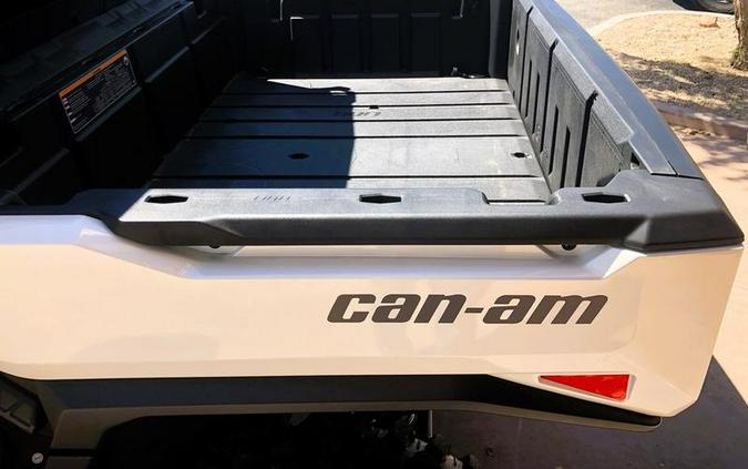 2026 Can-Am® Defender MAX Limited HD11