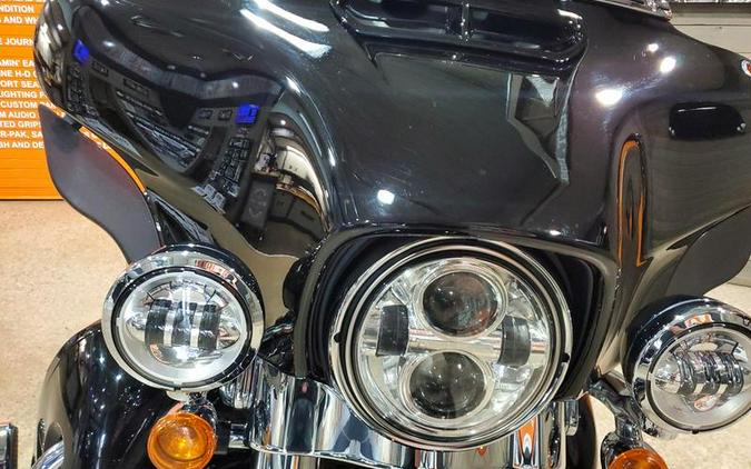 2016 Harley-Davidson® FLHTK - Ultra Limited