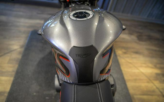 2022 Triumph Street Triple RS Silver Ice