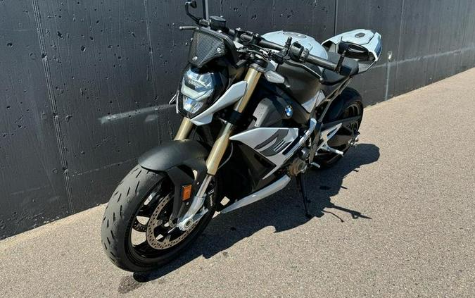 2022 BMW S 1000 R Hockenheim Silver Metallic