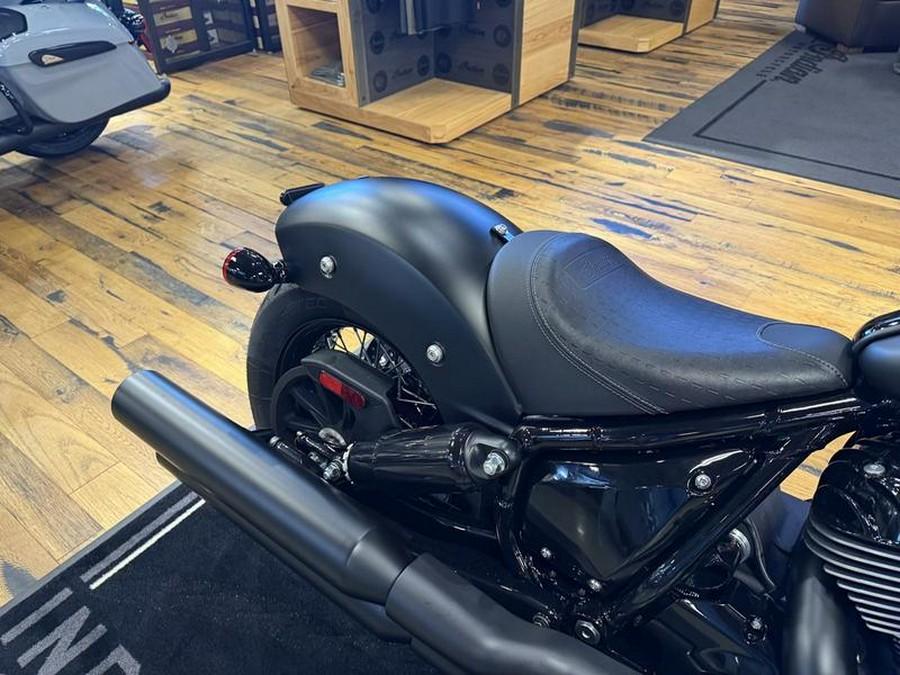 2025 Indian Motorcycle® Chief® Bobber Dark Horse® Black Smoke