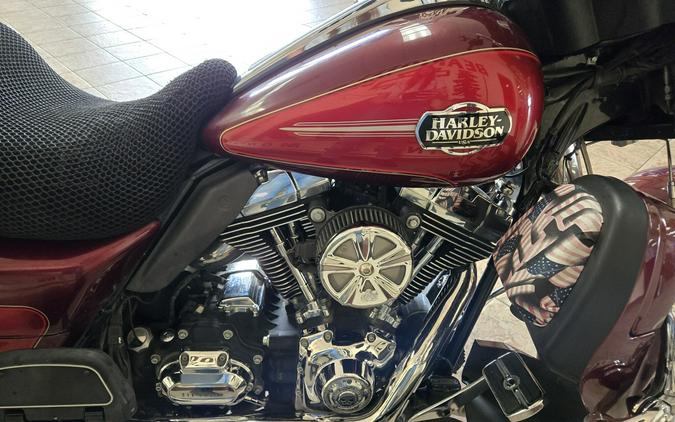 2008 Harley-Davidson® Electra Glide® Ultra Classic® Crimson Red Sunglo & Candy Red Sunglo