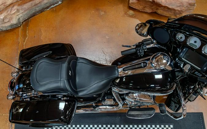 2017 Harley-Davidson Street Glide Special Grand American Touring FLHXS