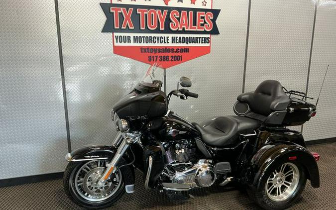 2022 Harley-Davidson Trike Vivid Black