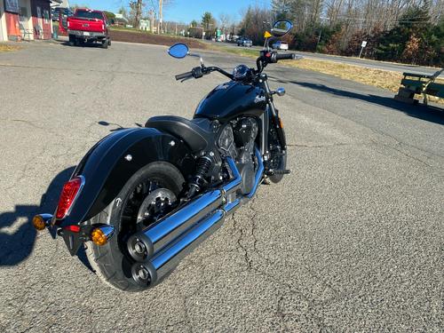 2021 Indian Scout Bobber Sixty Review [Urban Motorcycle Test]