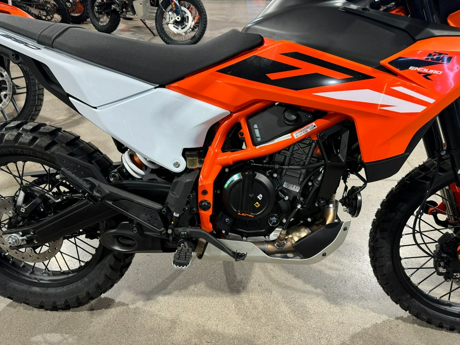 2026 KTM 390 Enduro R