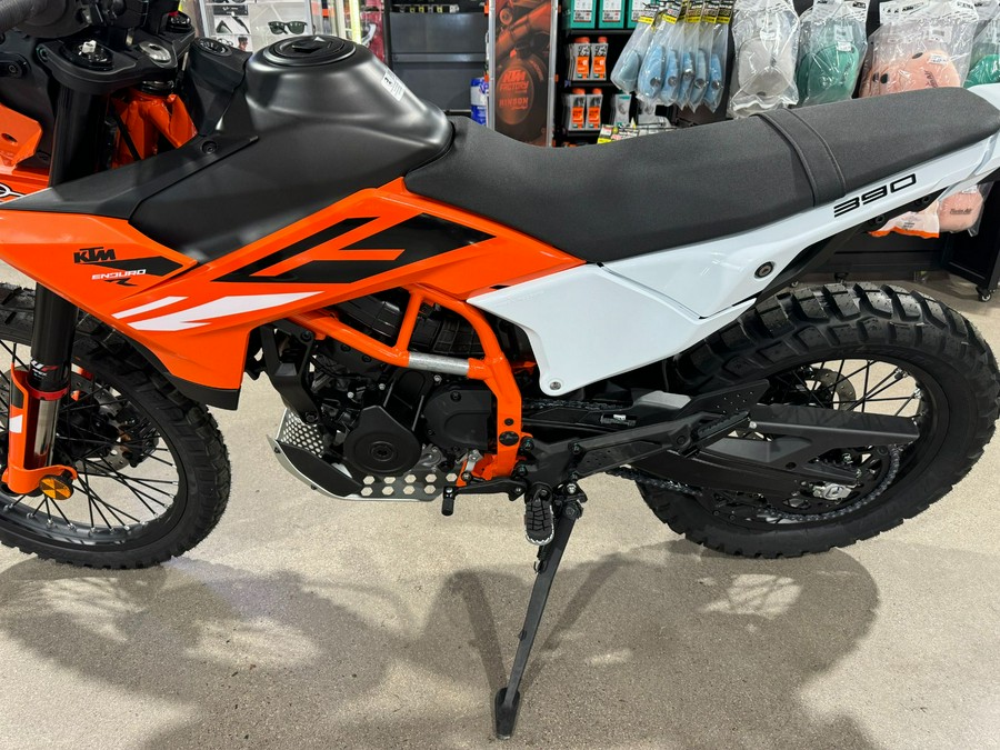 2026 KTM 390 Enduro R