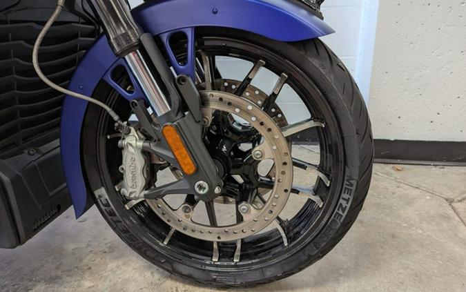 2024 Indian Challenger Dark Horse W/Powerband Audio Pkg Spirit Blue Smoke