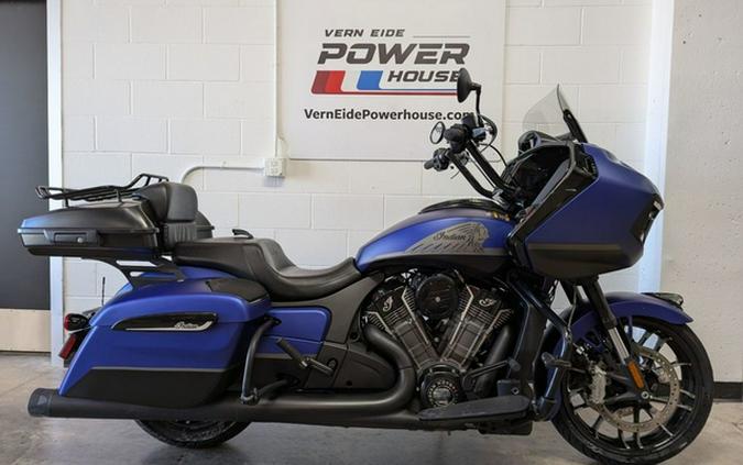 2024 Indian Challenger Dark Horse W/Powerband Audio Pkg Spirit Blue Smoke