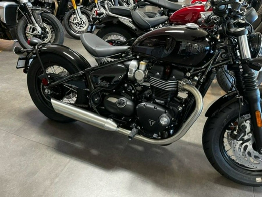 2024 Triumph Bonneville Bobber Stealth Edition