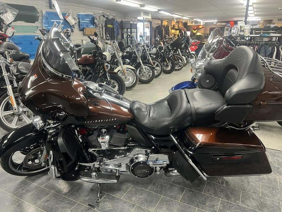 2019 Harley-Davidson® FLHTKSE - CVO™ Limited