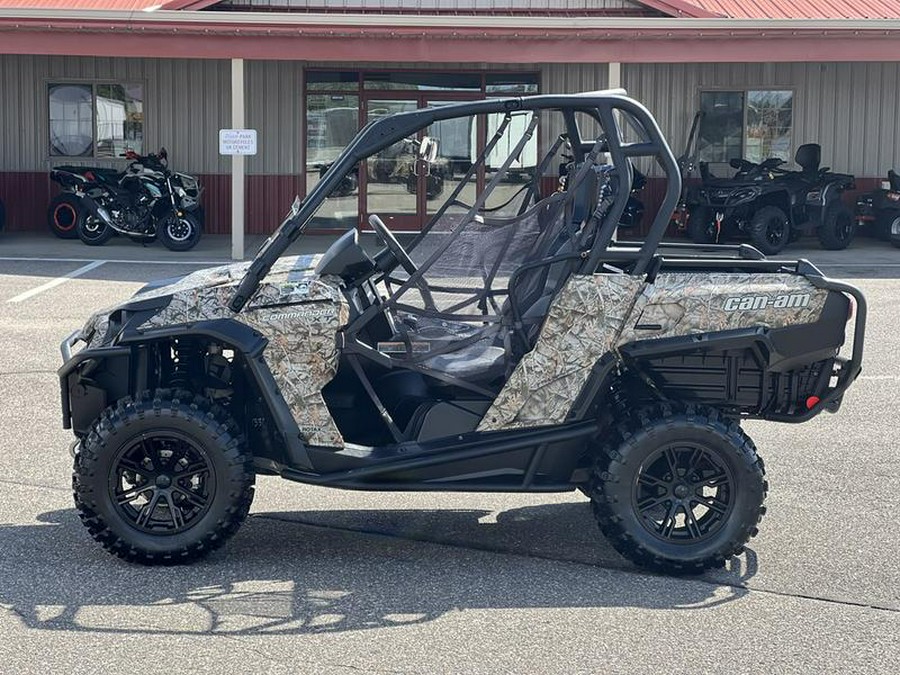 2014 Can-Am® Commander™ XT™ 1000 Camo