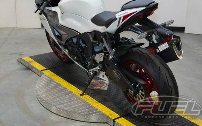 2025 Kawasaki Ninja ZX-6R