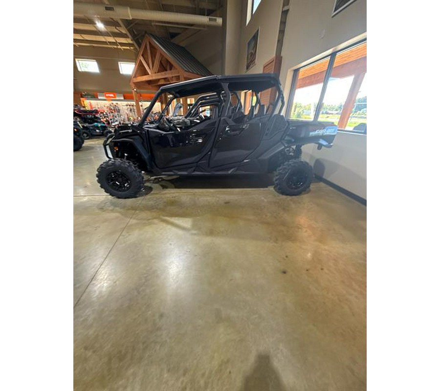 2025 Can-Am Commander MAX XT 700