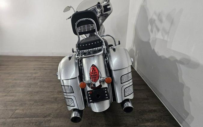 2018 Indian Chieftain Elite Black Hills Silver w/ Marble Accents