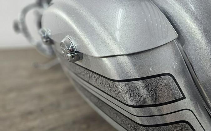 2018 Indian Chieftain Elite Black Hills Silver w/ Marble Accents