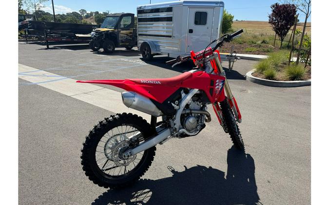 2026 CRF® 250R - Honda
