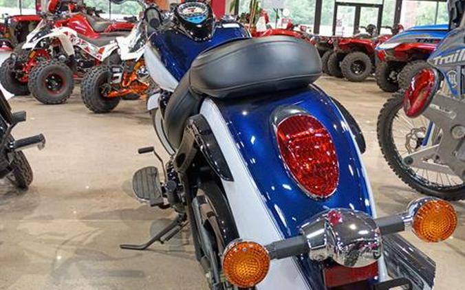 2026 Kawasaki Vulcan® 900 Classic