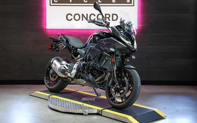 2023 BMW F 900 XR