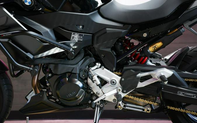 2023 BMW F 900 XR