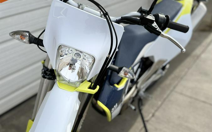 2023 Husqvarna Motorcycles 701 Enduro