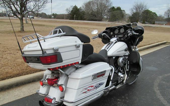 2012 Harley-Davidson FLHTCU - Electra Glide Ultra Classic