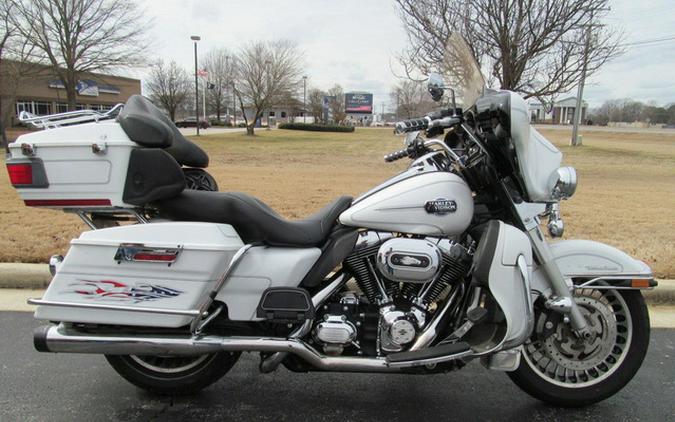 2012 Harley-Davidson FLHTCU - Electra Glide Ultra Classic