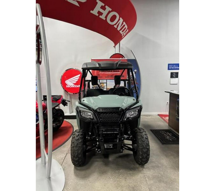 2026 Honda® Pioneer 520