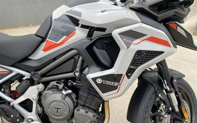 2026 Triumph Tiger 1200 Alpine Edition