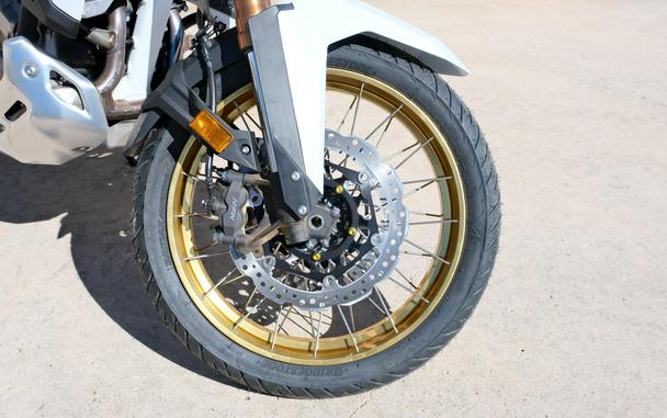 2025 HONDA AFRICA TWIN ADV SP ES