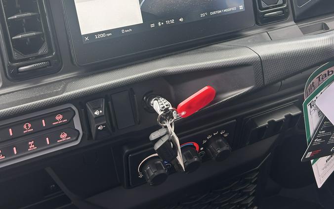 2026 Can-Am Defender Limited HD11
