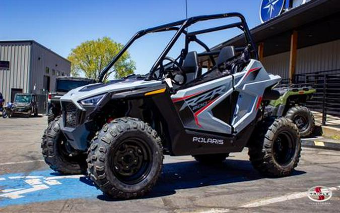 2024 Polaris RZR 200 EFI