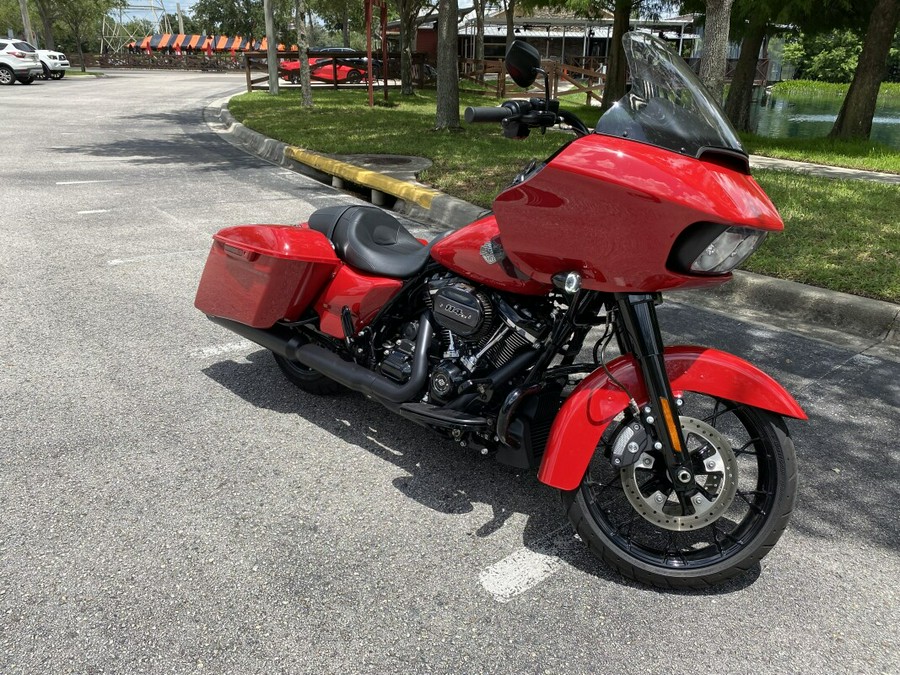 2022 Harley-Davidson Road Glide Special