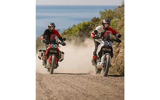 2025 Ducati DesertX Discovery