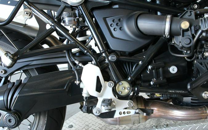 2023 BMW Motorrad R nineT Scrambler