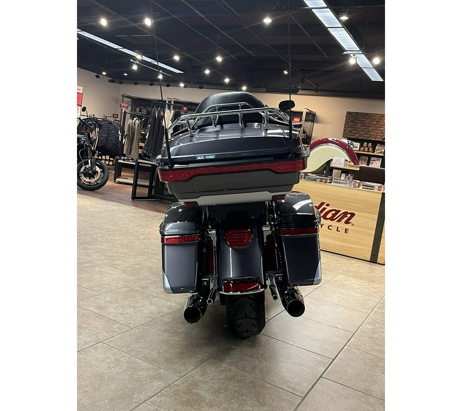 2014 Harley-Davidson® FLHTK Electra Glide® Ultra Limited - Two-Tone