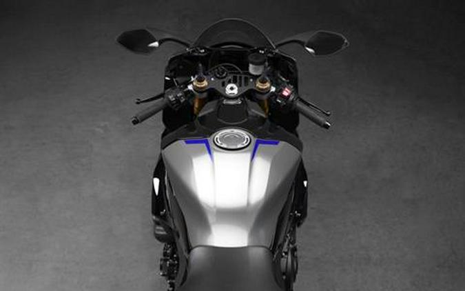 2024 Yamaha YZF-R1M