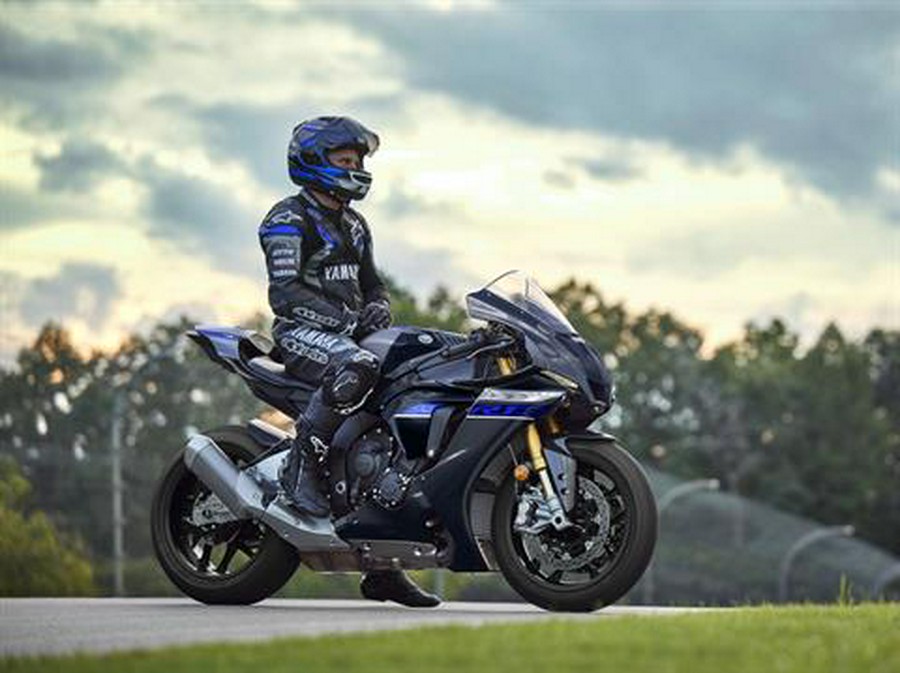 2024 Yamaha YZF-R1M