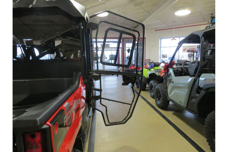 2025 Honda Pioneer 1000-6 Crew Deluxe